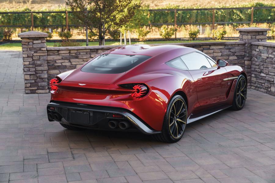  Aston Martin Vanquish Zagato 2017 года  (NA) (фото 29 из 40)